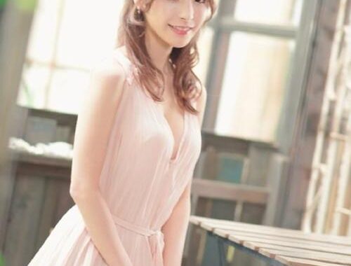桃乃木香奈最新：多才多艺的演艺新星闪耀舞台